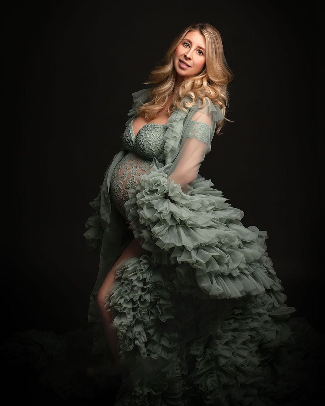 2021 Green Ruffle Plus Size Pregnant Ladies A Line Sleepwear Dress Tulle Nightgowns For Photoshoot Lingerie Bathrobe Nightwear Baby Shower