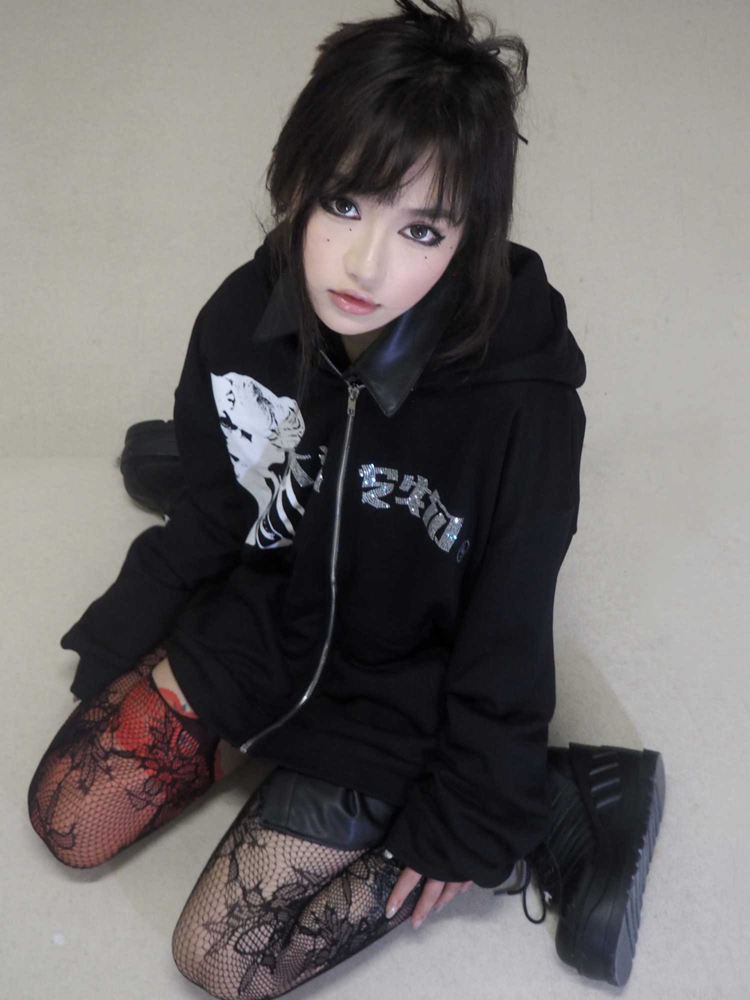 "Poker" fallonsatan water wave object hot diamond figure print loose cardigan OS Hoodie, Black
"Poker" fallonsatan water wave object hot diamond figure print loose cardigan OS Hoodie, Black