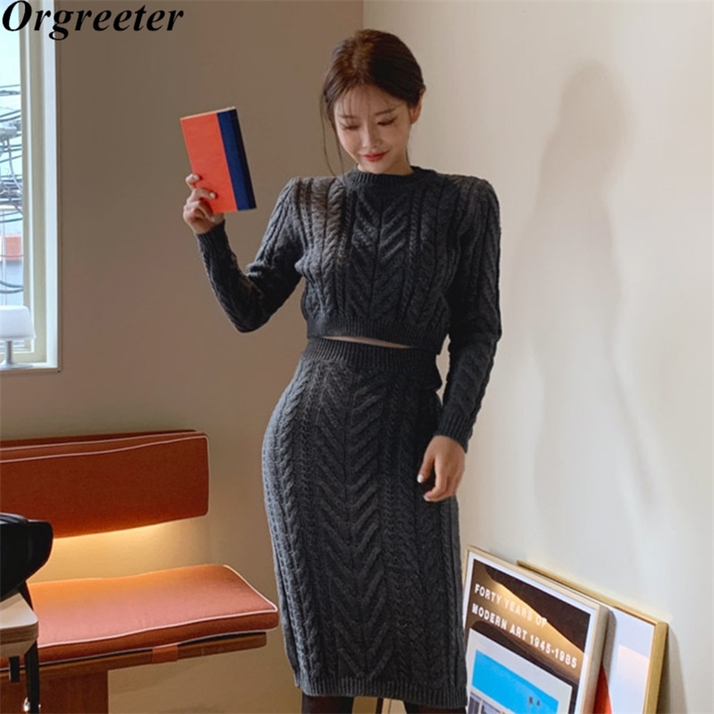 Brief Solid Gray Twist Knitted Two piece set Women Fall Winter Elegant Ladies Short Sweater +Sexy Sheath Pencil Skirts 210602, Picture color
Brief Solid Gray Twist Knitted Two piece set Women Fall Winter Elegant Ladies Short Sweater +Sexy Sheath Pencil Skirts 210602, Picture color