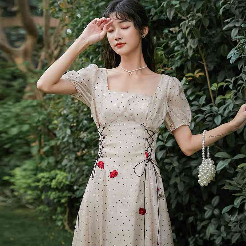 Vintage Elegant Square Neck Dot Summer Dress Casual Embroidery Flowers Lace Up A Line Dres Midi Robes Korean 210520