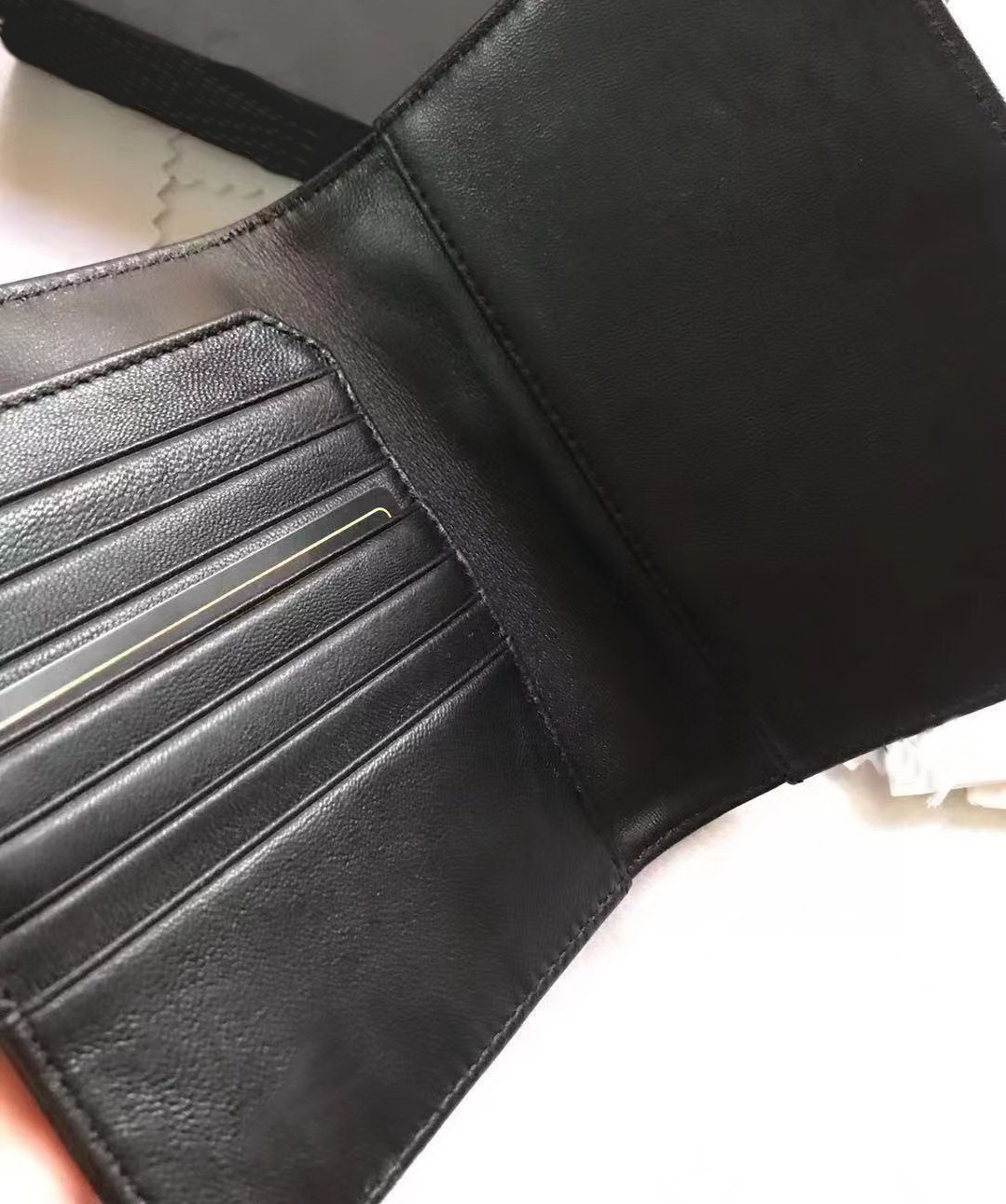 High quality designer lambskin caviar quilted flap purse card holder passport cover with box factory selling, Black lambskin leather
High quality designer lambskin caviar quilted flap purse card holder passport cover with box factory selling, Black lambskin leather