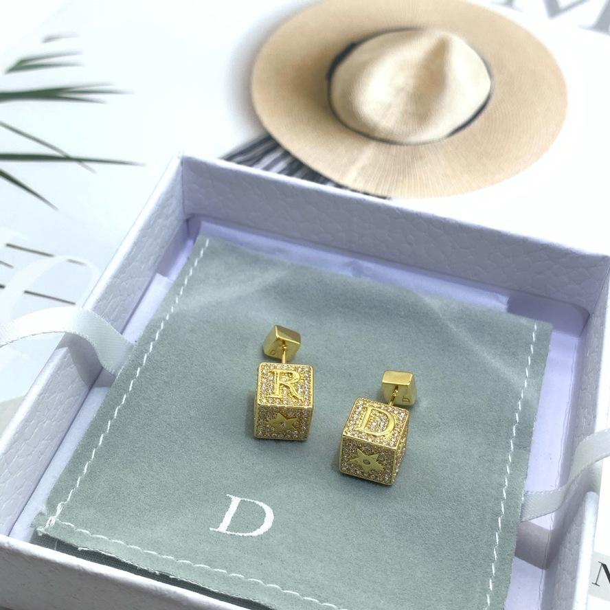 dijia dejia classic set dice square small fragrance earrings womens net red simple earringsk5, Golden
dijia dejia classic set dice square small fragrance earrings womens net red simple earringsk5, Golden
