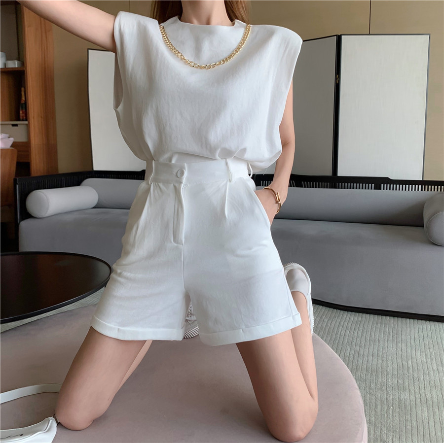 Summer Two Piece Suit Women Vintage Casual Chain O-Neck Sleeveless T- Shirt + High Waist Shorts Mujer Sets 210519