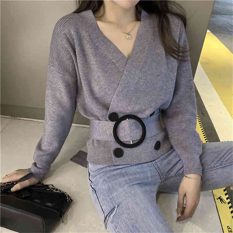 Women's gray V-neck slim knitted jumper sweater with belt woman sweaters and pullovers kobieta swetry 210520
Women's gray V-neck slim knitted jumper sweater with belt woman sweaters and pullovers kobieta swetry 210520