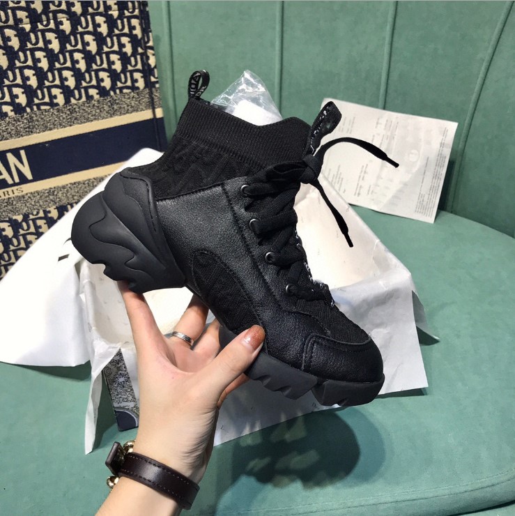 2021 High quality Womens Designer Boots Leather Martin Ankle Chaelsea Boot Fashion Non-slip Rubber Outsole Elastic Webbing Luxury Comfort Exquisite, White
2021 High quality Womens Designer Boots Leather Martin Ankle Chaelsea Boot Fashion Non-slip Rubber Outsole Elastic Webbing Luxury Comfort Exquisite, White