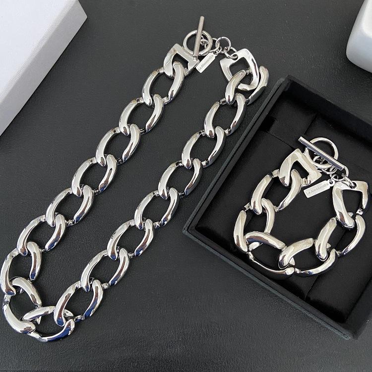 Chokers Star Chain Smooth Necklace Bracelet European And American Fashion Simple Style
Chokers Star Chain Smooth Necklace Bracelet European And American Fashion Simple Style