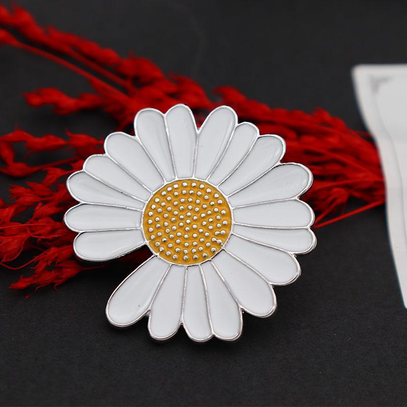 Pins, Brooches 6pcs Gd Same Style Notched Small Daisy Sun Flower Corsage Drop Oil Symbol Badge Pins Metal Gifts For Women Leaf Brooch, Gray
Pins, Brooches 6pcs Gd Same Style Notched Small Daisy Sun Flower Corsage Drop Oil Symbol Badge Pins Metal Gifts For Women Leaf Brooch, Gray
