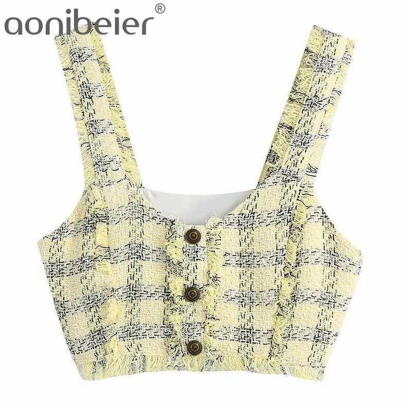 Textured Checked Camisole Summer Sleeveless Tassels Trim Button Front Women Slim Cami Crop Tops Female Plaid Camis 210604
Textured Checked Camisole Summer Sleeveless Tassels Trim Button Front Women Slim Cami Crop Tops Female Plaid Camis 210604