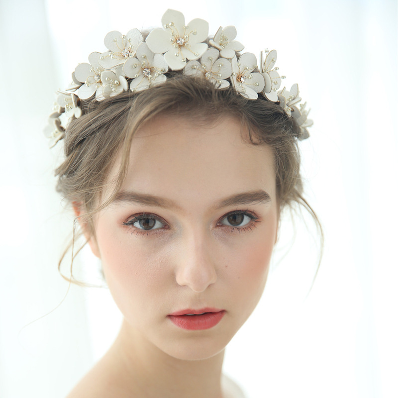 Luxury Wedding Bridal Hair Accessories Bridal Crown Headdress Vintage Gold Diamond Flower Halloween Headband In Stock