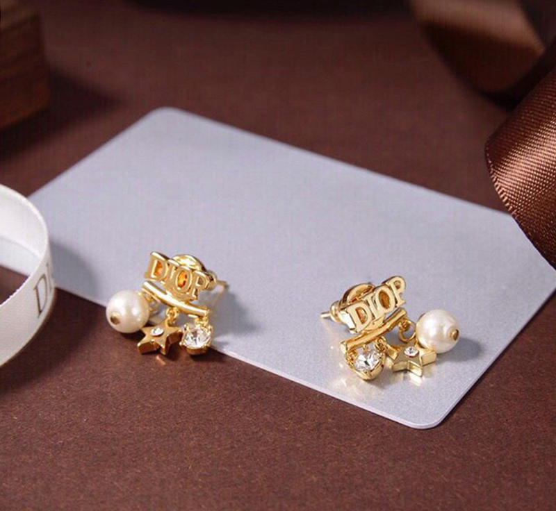 D home/Di home small letters pearl earring stud earring earrings pendant fashion earrings women retro earrings for allergy protection, White
D home/Di home small letters pearl earring stud earring earrings pendant fashion earrings women retro earrings for allergy protection, White