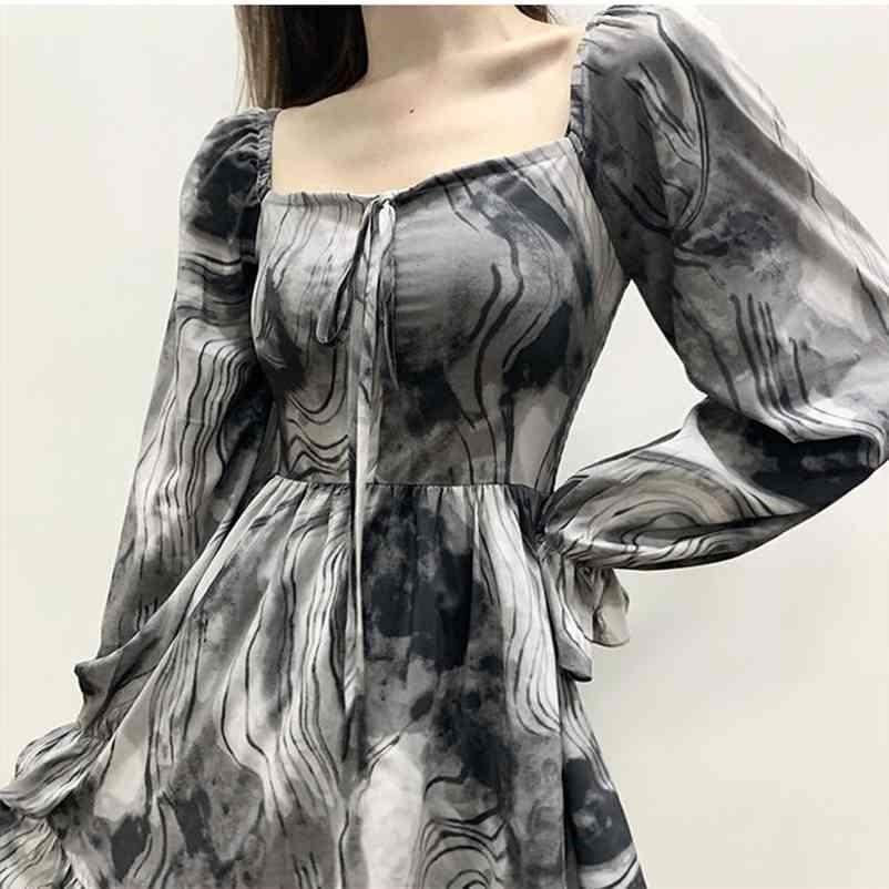 Autumn Long Sleeve Tie Dye Dress Vintage Print Female Square Collar Mini Casual Street Lady Ruffles Loose Vestidos 210519, As picture
Autumn Long Sleeve Tie Dye Dress Vintage Print Female Square Collar Mini Casual Street Lady Ruffles Loose Vestidos 210519, As picture