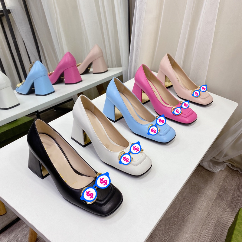 2021 Famous brand shoes women's shoes designer lulu 7.5cm high heels high quality leather sole metal buckle sexy Square Wedding Dress n, Black
2021 Famous brand shoes women's shoes designer lulu 7.5cm high heels high quality leather sole metal buckle sexy Square Wedding Dress n, Black