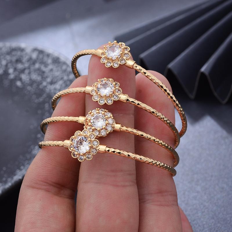 4pcs/lot Trendy Dubai Ethiopian Gold Color Baby Bangles For Girls Child African Arab Ramadan Bracelet Jewelry Bangle
4pcs/lot Trendy Dubai Ethiopian Gold Color Baby Bangles For Girls Child African Arab Ramadan Bracelet Jewelry Bangle