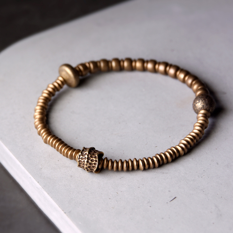 design brass bracelet female cool style simple metal jewelry ins personality versatile male, Golden;silver
design brass bracelet female cool style simple metal jewelry ins personality versatile male, Golden;silver