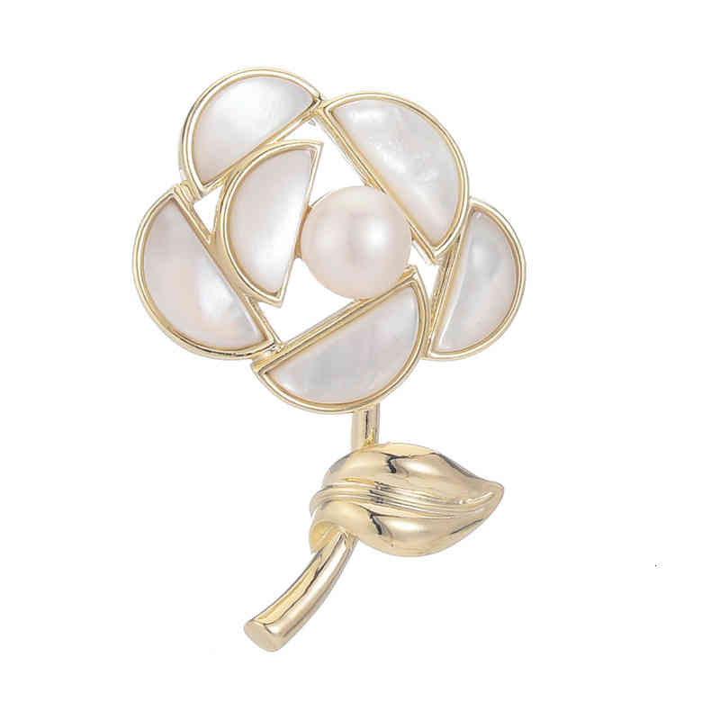 Japanese and Korean Fritillaria Freshwater Pearl Rose Brooch High-end Simple Clothing Pin Temperament Coat Woman