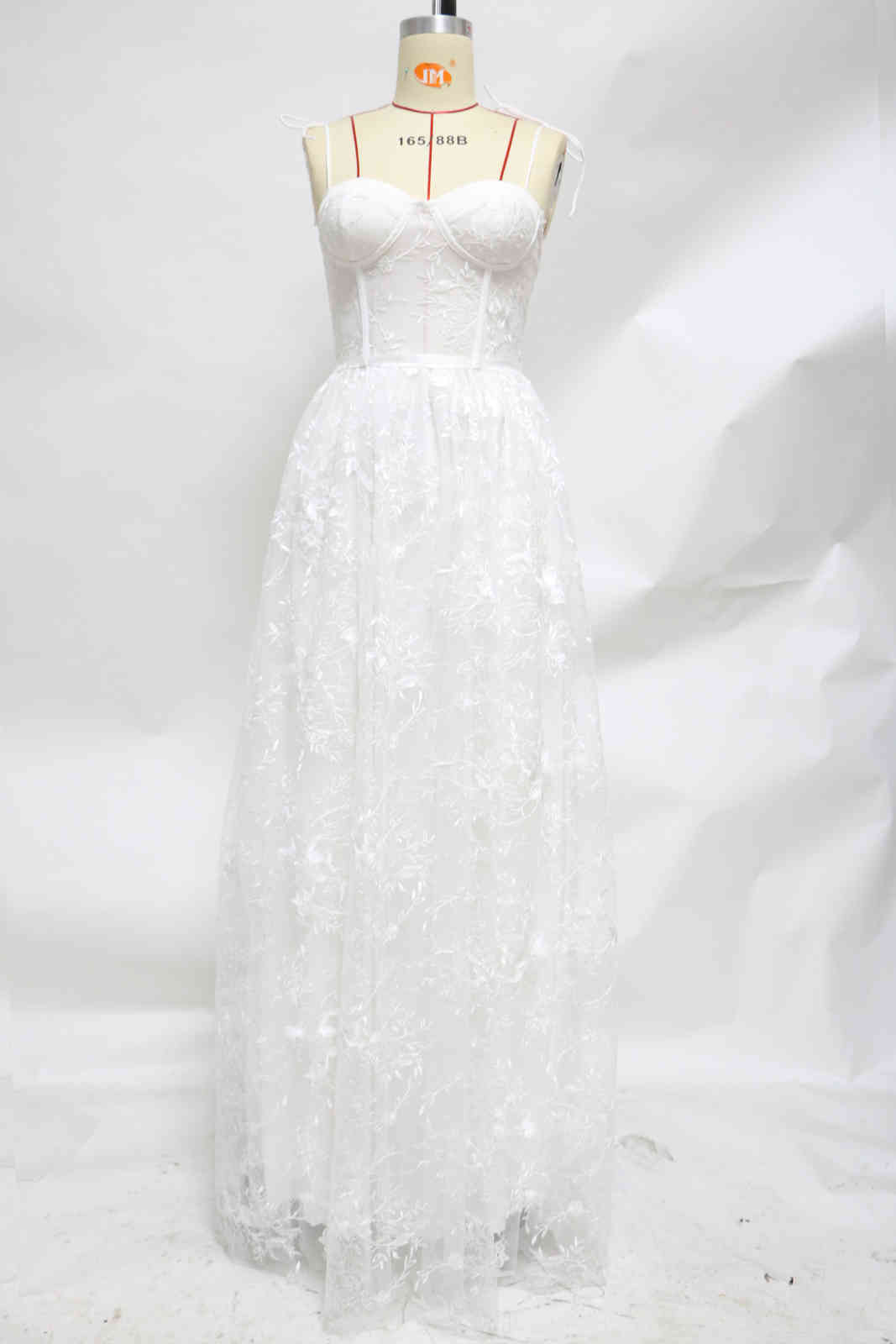 Women Dress Temperament White Lace Sleeveless Backless Spaghetti Strap Maxi es Plus Size Vintage Party es 210513