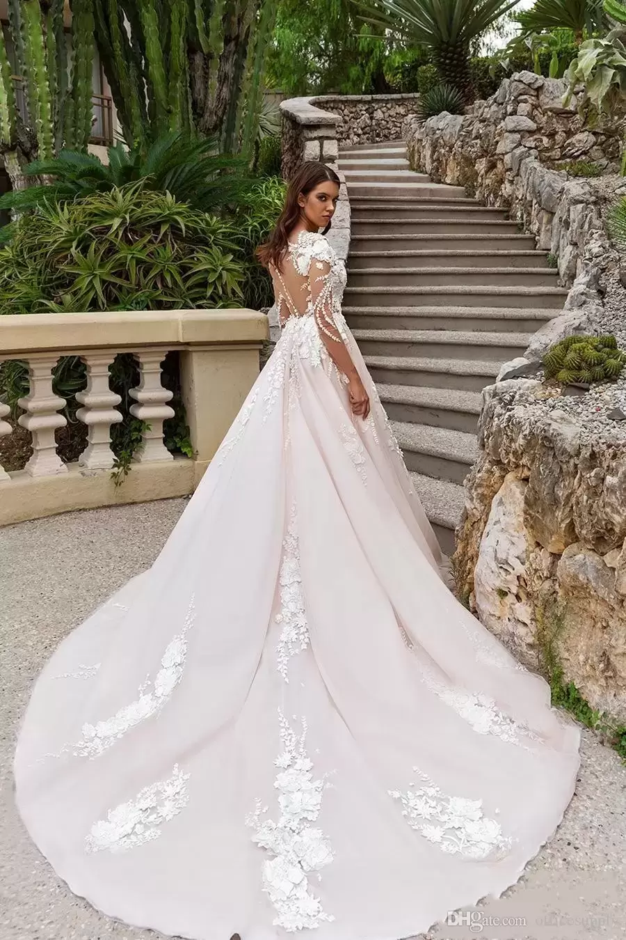 Pink Blush Wedding Dresses Long Sleeves Bridal Gown A Sweep Train Illusion Back D ral Lace Applique Beach Country Vestido De Novia Custom Made pplique