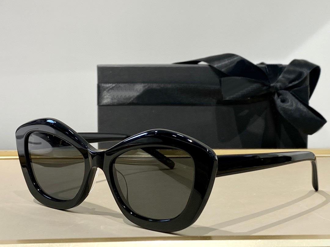 top quality mens Sunglasses for women SL68 men sun glasses fashion style protects eyes UV400 lens with case, White;black
top quality mens Sunglasses for women SL68 men sun glasses fashion style protects eyes UV400 lens with case, White;black
