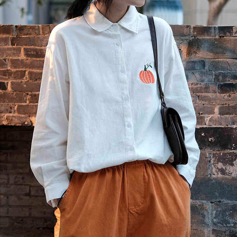 Johnature Turn-down Collar Embroidery Pumpkin Blouses Casual Loose Vintage Tops Spring Women Cotton Mori Girls Shirts 210521, Orange
Johnature Turn-down Collar Embroidery Pumpkin Blouses Casual Loose Vintage Tops Spring Women Cotton Mori Girls Shirts 210521, Orange