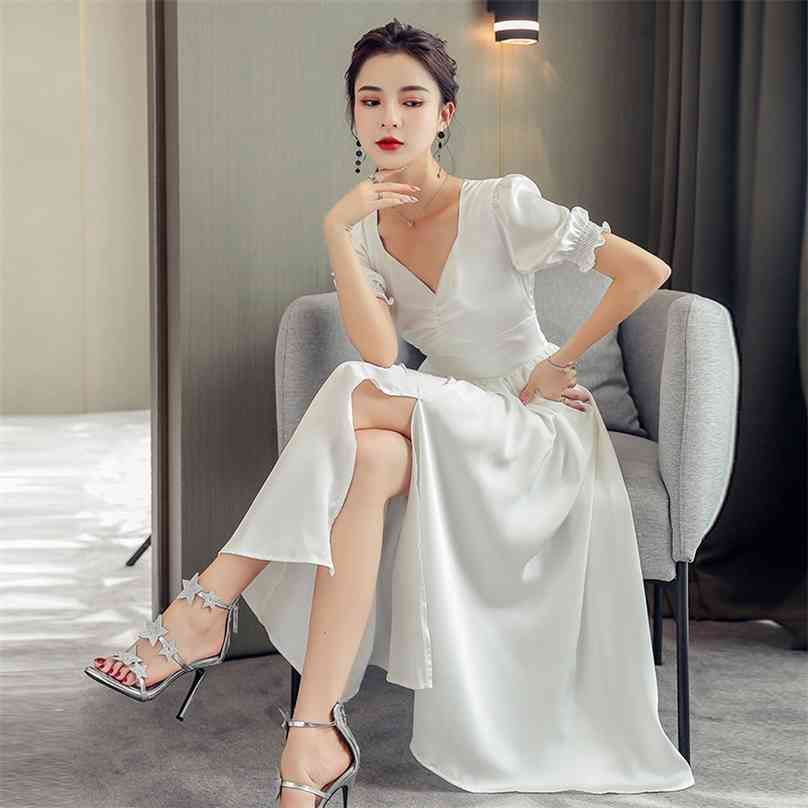 White Long Dress for women Summer Korea Short Sleeve V neck smooth Sundress Sexy Ladie Party maxi Dresses 210602
White Long Dress for women Summer Korea Short Sleeve V neck smooth Sundress Sexy Ladie Party maxi Dresses 210602
