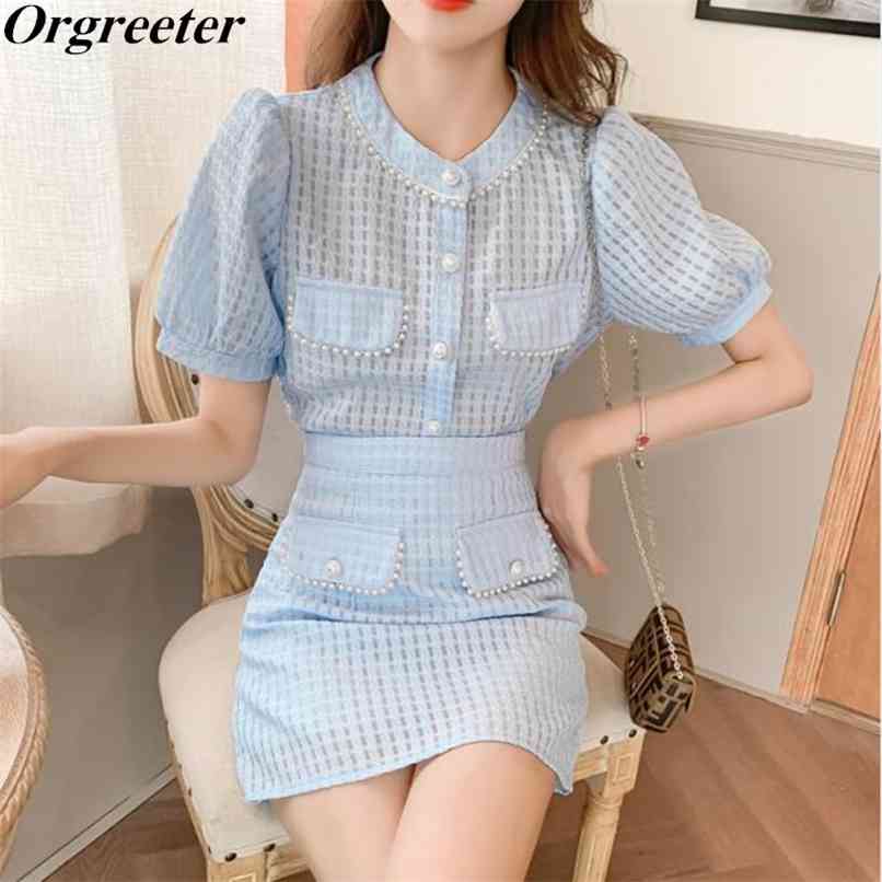 Sweet White/Blue/Yellow Beaded Plaid Skirt Suits Women Short Sleeve Pearl Button Cropped Tops Mini 2 Piece Sets Female 210602
Sweet White/Blue/Yellow Beaded Plaid Skirt Suits Women Short Sleeve Pearl Button Cropped Tops Mini 2 Piece Sets Female 210602