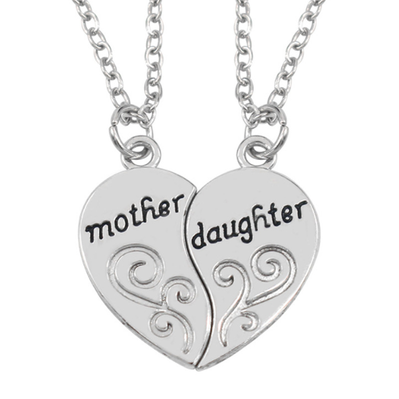 Mother's Day Gifts Mom and Daughter Love Puzzle Necklace Metal Silver Plated Two-piece Pendant Distance Cpuple Love Heart Necklace Jewelry Gift 2