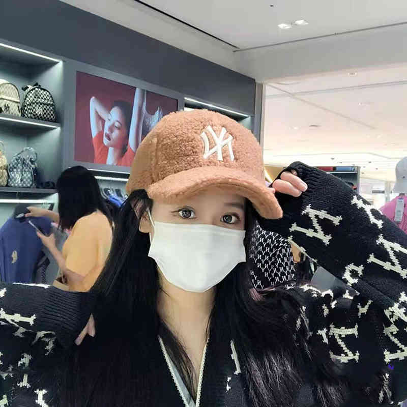 Quality Korean Lamb Wool Cap Children's Men's Baseball Trendy Duck Tongue Brown Traceless