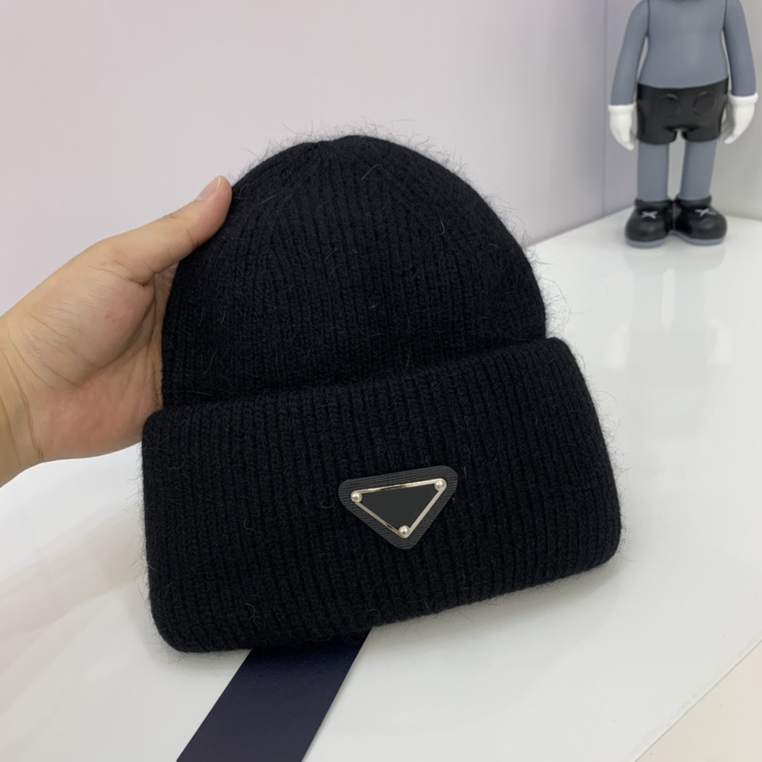 beanies classic luxurys winter warm brimless hat men's and women's fashion design knitted hats, Box
beanies classic luxurys winter warm brimless hat men's and women's fashion design knitted hats, Box