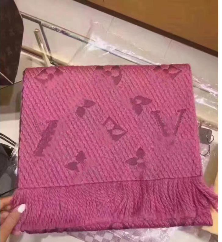 Wholesa brandWinter LOGOMANIA SHINE Scarf High Quality Wool Silk Scarf Women and Men Two Side Black Red Silk Wool Long Scarfs Flower Scarves, Blue;gray
Wholesa brandWinter LOGOMANIA SHINE Scarf High Quality Wool Silk Scarf Women and Men Two Side Black Red Silk Wool Long Scarfs Flower Scarves, Blue;gray