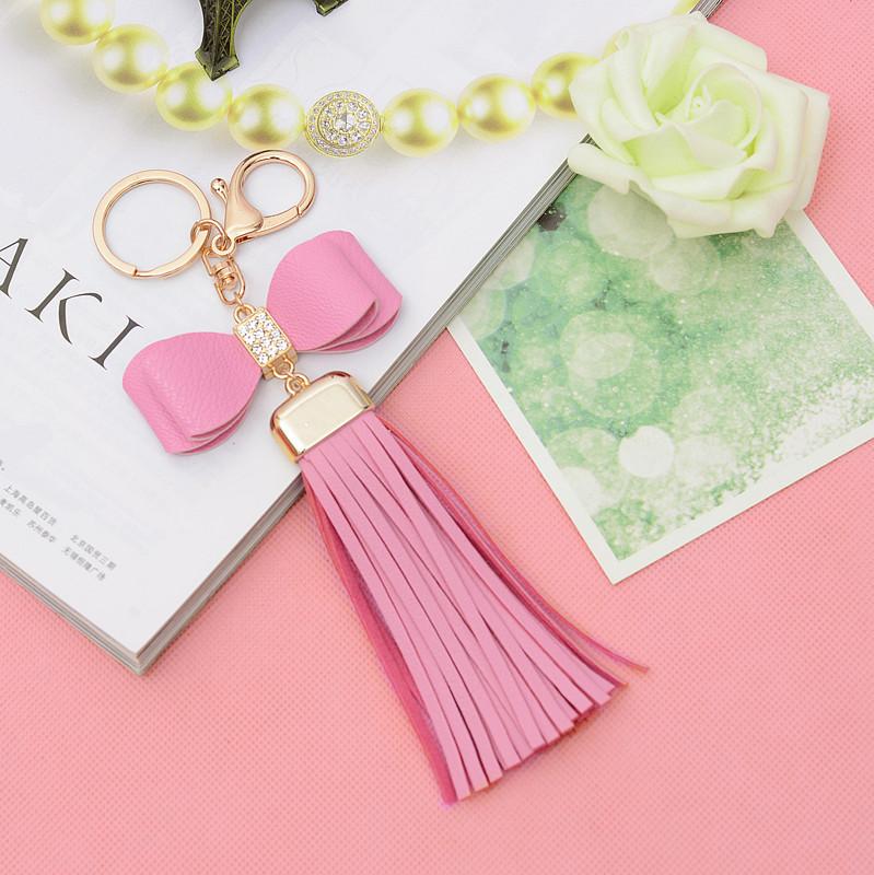 Keychains Korean Version Of Double Diamond-encrusted Leather Bowknot Tassel Car Keychain Keyring Chain Bag Pendant Wholesale Customization
Keychains Korean Version Of Double Diamond-encrusted Leather Bowknot Tassel Car Keychain Keyring Chain Bag Pendant Wholesale Customization