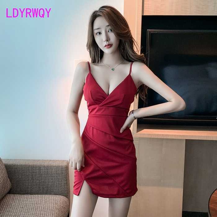 Night Sling Low-cut Slim Package Hip Topless Sexy Bottoming Split Dress Knee-Length Office Lady 210603, White
Night Sling Low-cut Slim Package Hip Topless Sexy Bottoming Split Dress Knee-Length Office Lady 210603, White