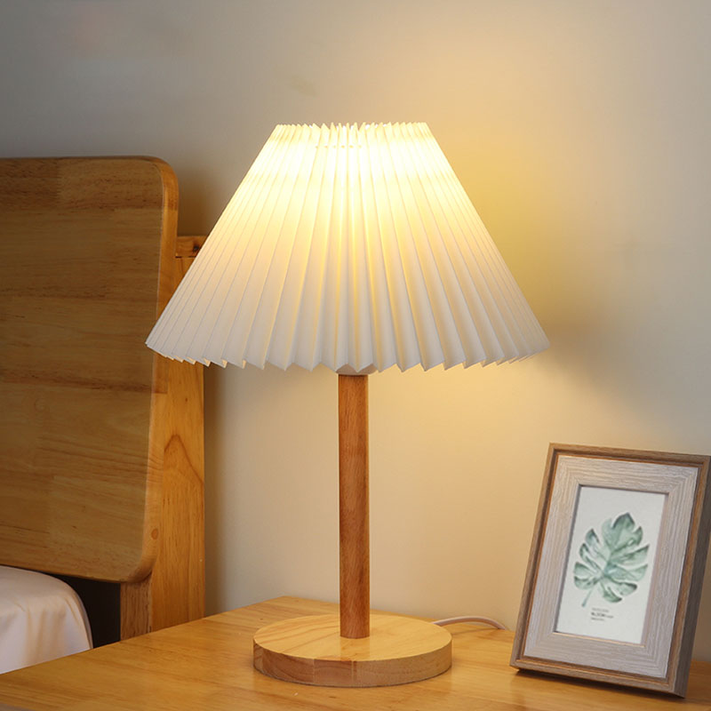 Modern Wooden Pleated Lamp - Scandinavian Bedroom Bedside and Desk Light