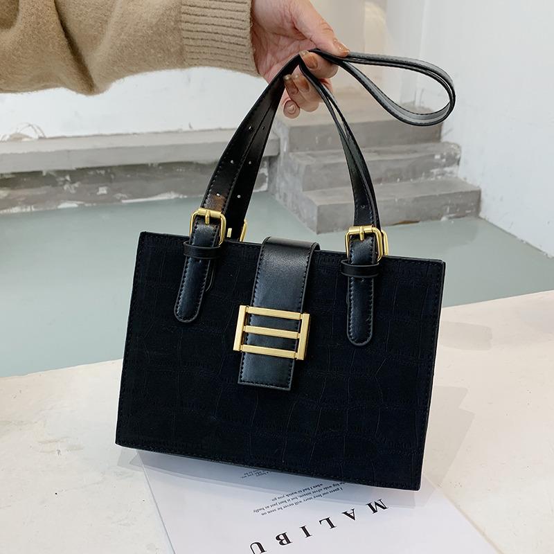 Small Square Handbag Female 2021 Trendy Fashion All-Match Shoulder Bag Winter Western Style Armpit Bags Cross Body, Beige
Small Square Handbag Female 2021 Trendy Fashion All-Match Shoulder Bag Winter Western Style Armpit Bags Cross Body, Beige