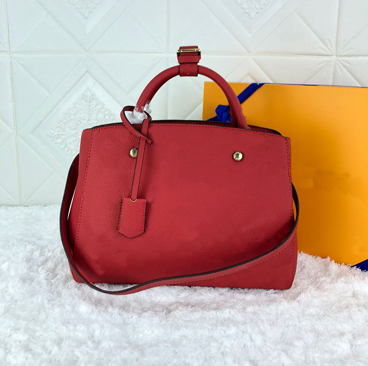Luxury brand designer embossed messenger bag leather woman shoulder bags party handbag clutch Cross Body Totes with box
Luxury brand designer embossed messenger bag leather woman shoulder bags party handbag clutch Cross Body Totes with box