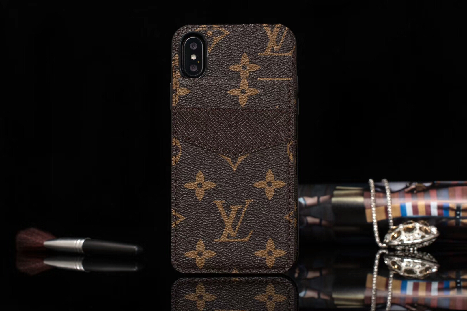 Top Designers Leather Phone Cases For iPhone 13 Pro Max 12 Mini 11 Xs XR X 8 7 Plus Fashion Designer Print Back Cover Luxury Shell Credit Ca
Top Designers Leather Phone Cases For iPhone 13 Pro Max 12 Mini 11 Xs XR X 8 7 Plus Fashion Designer Print Back Cover Luxury Shell Credit Ca