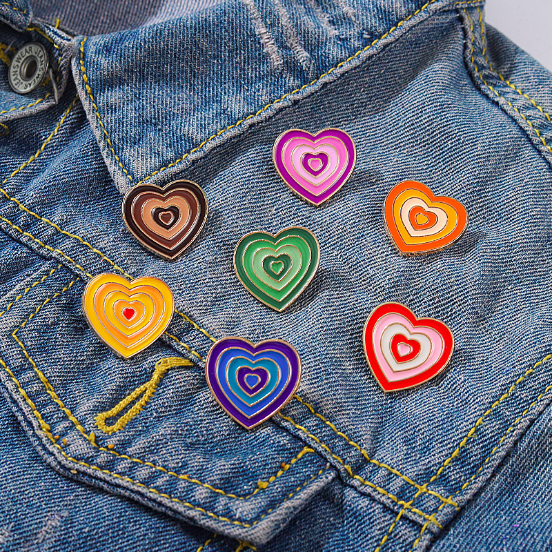 European Lovers Gradual Change Heart Brooches Pins Unisex Colorful Alloy Enamel Love Badge Clothing Accessories For Sweater Cowboy Backpack Gift Brooches
European Lovers Gradual Change Heart Brooches Pins Unisex Colorful Alloy Enamel Love Badge Clothing Accessories For Sweater Cowboy Backpack Gift Brooches