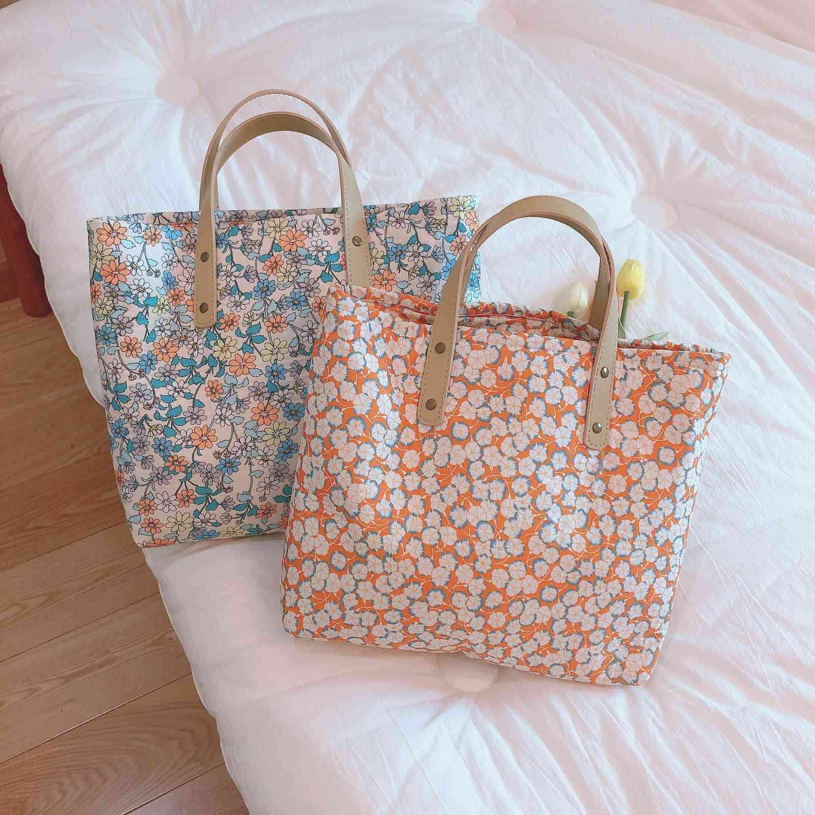 Cotton Brocade Luxurys Bag Portable Sfrench Women's Gentle Sweet Fresh Small Square Mommy Thickened Zipper
Cotton Brocade Luxurys Bag Portable Sfrench Women's Gentle Sweet Fresh Small Square Mommy Thickened Zipper