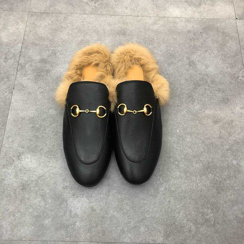 Designer Princetown Slippers Men Women Autumn Winter Wool Loafers Classic Metal Buckle Embroidery Shoes Luxury Bee Snake Pattern Lazy Slides, Black
Designer Princetown Slippers Men Women Autumn Winter Wool Loafers Classic Metal Buckle Embroidery Shoes Luxury Bee Snake Pattern Lazy Slides, Black