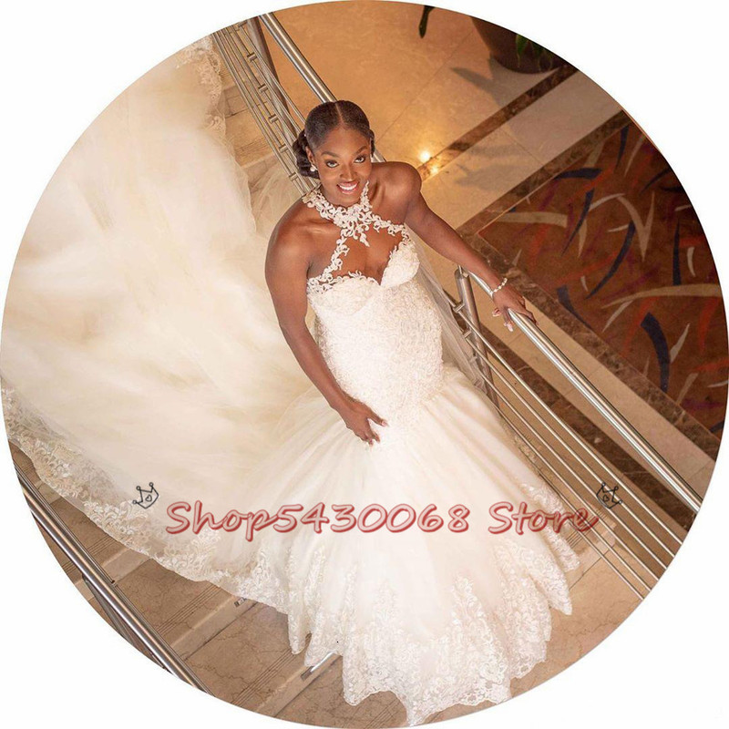 Sexy Wedding Gowns Arabic Aso Ebi Vintage Lace Beaded Sheer Neck Mermaid Bridal Dresses