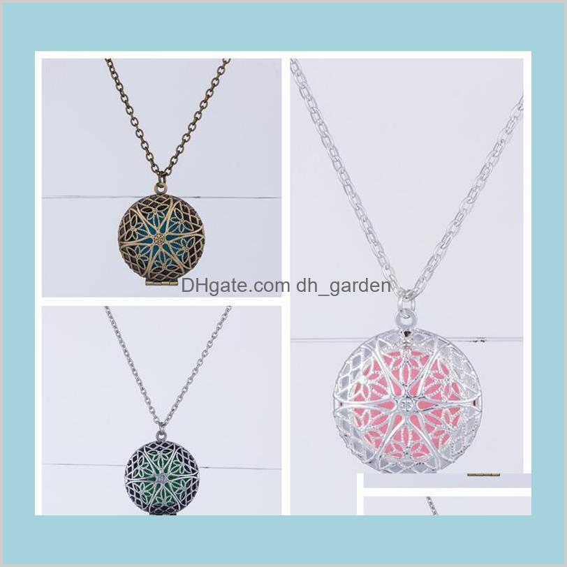 Pendant Necklaces Pendants Jewelry Drop Delivery 2021 Wholesale10Pcs Hollow Memory Po Antique Vintage Per Mens Locket Aromatherapy Essential
Pendant Necklaces Pendants Jewelry Drop Delivery 2021 Wholesale10Pcs Hollow Memory Po Antique Vintage Per Mens Locket Aromatherapy Essential