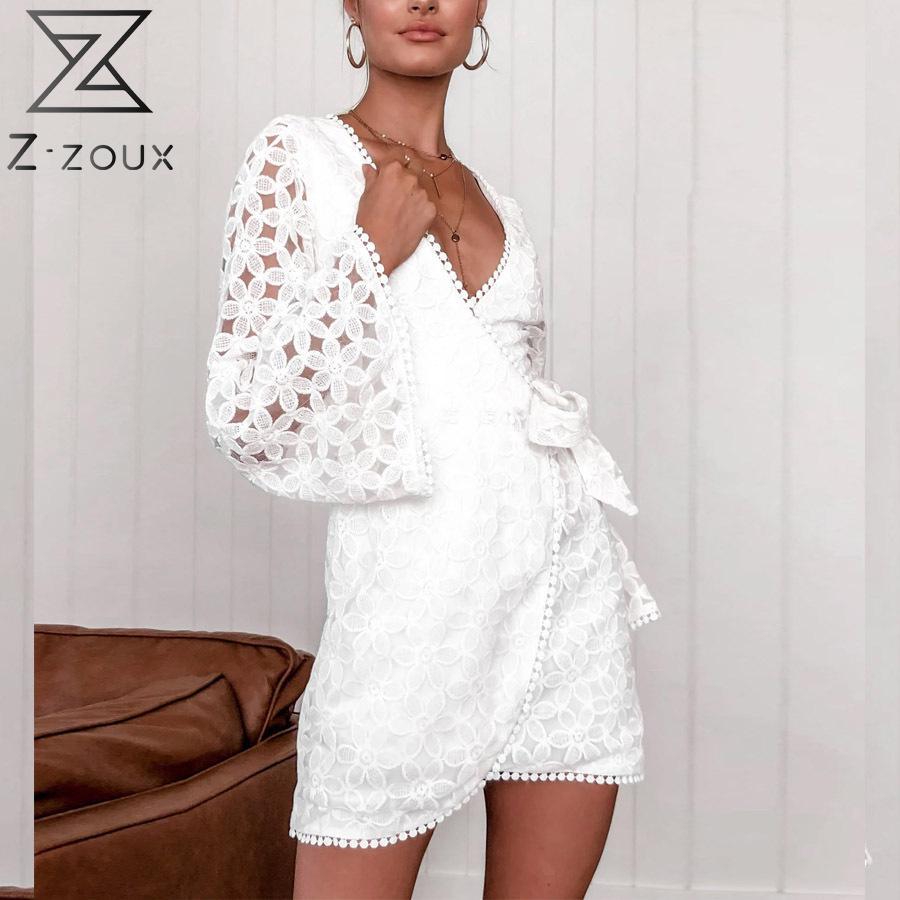 Women Dress V-neck Bandage Hollow Out Vintage Dresses Flare Sleeve Plus Size White Sexy Summer Fashion 210513