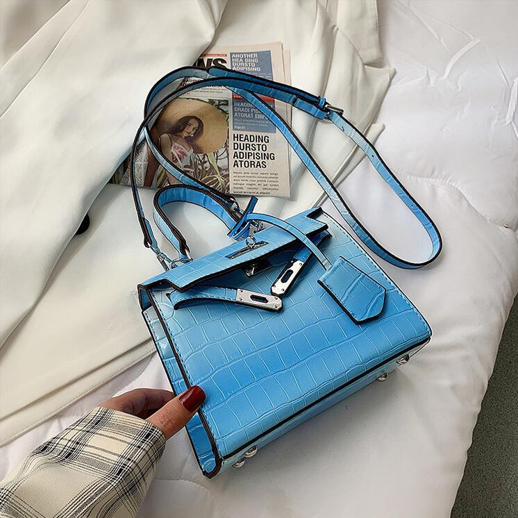 Factory wholesale women handbag summer embossed leather shoulder bag street Stone small square bags elegant atmosphere Alligator handbags
Factory wholesale women handbag summer embossed leather shoulder bag street Stone small square bags elegant atmosphere Alligator handbags