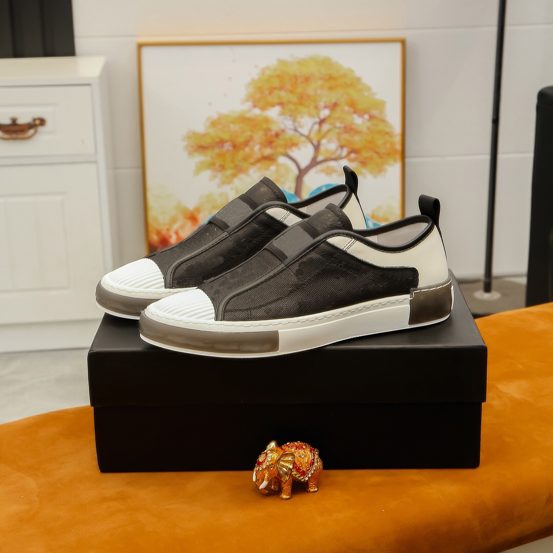21ss summer black leather shoes, a thick-soled men's business shoess, breathable soft sole, comfortable and versatile
21ss summer black leather shoes, a thick-soled men's business shoess, breathable soft sole, comfortable and versatile