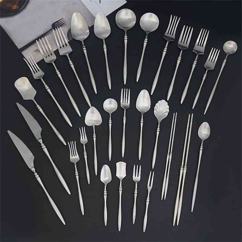 Portugal 304 stainless steel Hotel Western tableware steak knife, fork and spoon Russian set
Portugal 304 stainless steel Hotel Western tableware steak knife, fork and spoon Russian set