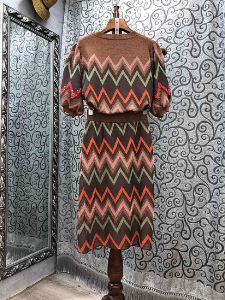 Skirt Autumn Winter Fashion Sweater Suits Women Geometric Patterns Knitted Pullovers+Mid-Calf Length Warm Skirt Sets Two Piece, Gray
Skirt Autumn Winter Fashion Sweater Suits Women Geometric Patterns Knitted Pullovers+Mid-Calf Length Warm Skirt Sets Two Piece, Gray