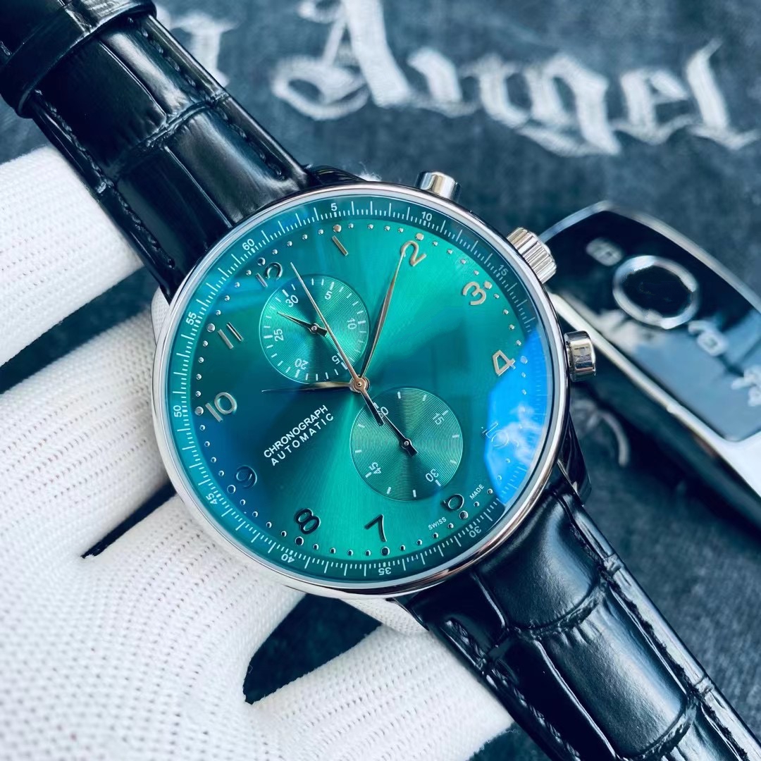 Top quality Man watch 40mm Casual style mechanical automatic watches Leather strap wristwatch Green dial 057, Change to folding clasp
Top quality Man watch 40mm Casual style mechanical automatic watches Leather strap wristwatch Green dial 057, Change to folding clasp