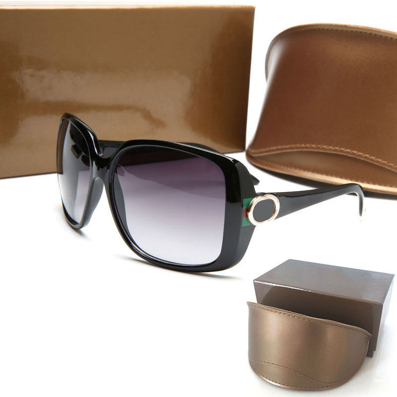 Top Quality Womans Sunglasses Luxury Mens Sun glasses UV Protection men Designer eyeglass Gradient Metal hinge Fashion women spectacles with boxs glitter2009 3166
Top Quality Womans Sunglasses Luxury Mens Sun glasses UV Protection men Designer eyeglass Gradient Metal hinge Fashion women spectacles with boxs glitter2009 3166