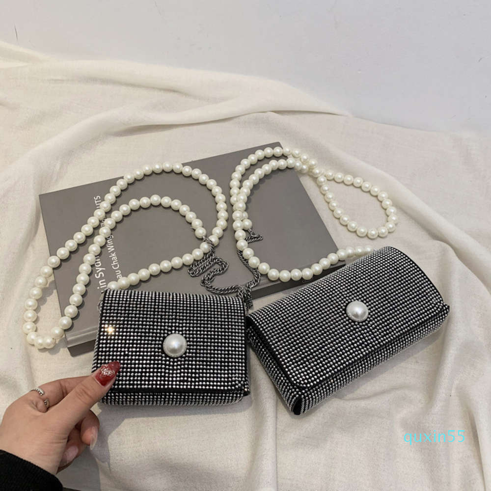 mini pearl bag women's diamond Mini diagonal single shoulder chain waist, Small black
mini pearl bag women's diamond Mini diagonal single shoulder chain waist, Small black