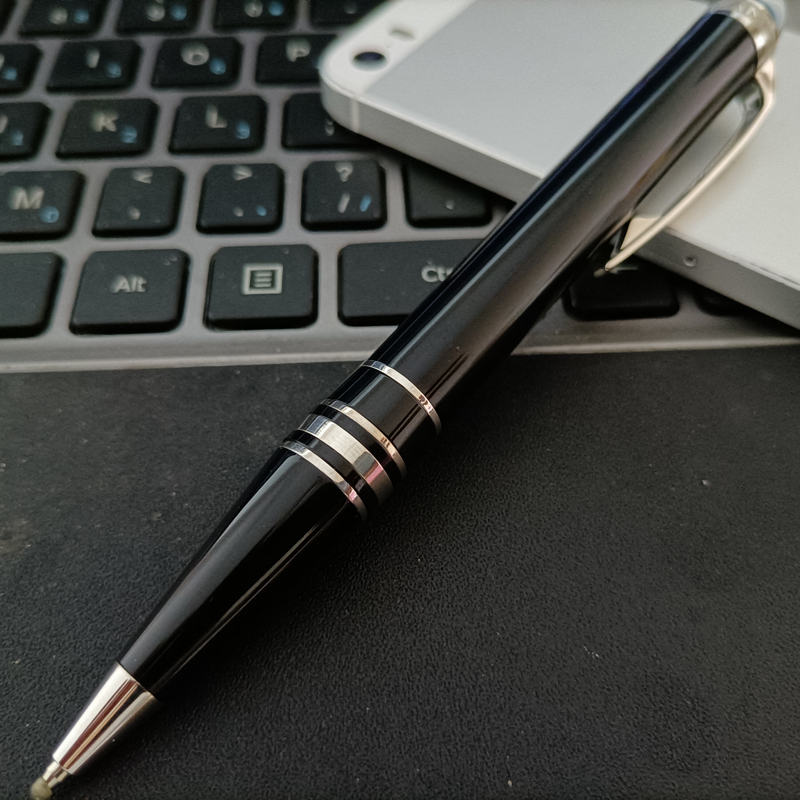 2021 Blue Crystal top ballpoint pen black resin Circle Cove office and school famous pens with series number, Blue;orange
2021 Blue Crystal top ballpoint pen black resin Circle Cove office and school famous pens with series number, Blue;orange