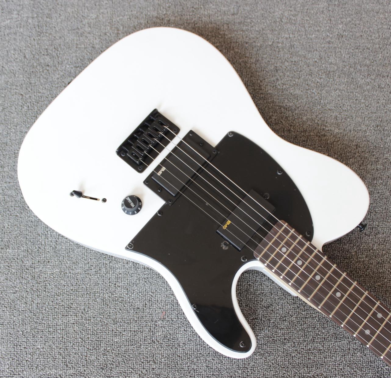 Custom Shop Jim Root Signature White Tele Electric Guitar China EMG Pickups, Black Hardware, Rosewood Fingerboard, Dot Inlay
Custom Shop Jim Root Signature White Tele Electric Guitar China EMG Pickups, Black Hardware, Rosewood Fingerboard, Dot Inlay